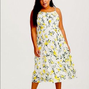 Torrid White Lemon Midi Dress 🍋